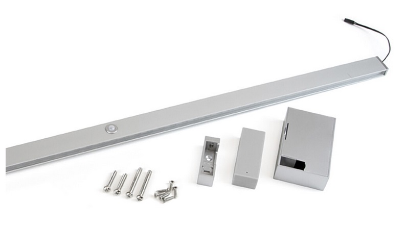 Drēbju stienis ar LED gaismu, kustības sensoru, uzlādējamu bateriju, alumīnijs